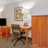 Отель La Quinta Inn & Suites by Wyndham San Antonio Airport, фото 3
