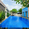 Отель Front One Hotel Purwodadi, фото 17