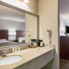 Отель Quality Inn & Suites Lawrence - University Area, фото 9