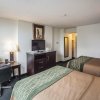 Отель Comfort Inn & Suites Downtown Edmonton, фото 3