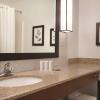Отель Country Inn & Suites by Radisson, Valparaiso, IN, фото 8