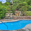 Отель Romantic Gatlinburg Cabin w/ Hot Tub & Pool Access, фото 11