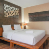 Отель Modern And Cozy Stay 1Br At Tamansari Semanggi Apartment, фото 15