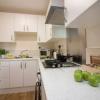 Отель Stayzo Castle Penthouse 18- A Clean Fresh Modern Apartment With Free Wi-fi, фото 12
