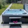 Отель Lovely 3-bed House in Potters Bar Jacuzzi & 75inch, фото 19