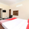 Отель OYO 35938 Hotel Aditya & Kings, фото 17