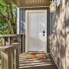 Отель Townhome 1-min Walk to Lake & Close to Sdc!, фото 2