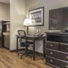 Отель Quality Inn and Suites, фото 26
