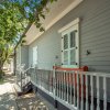 Отель Historical Landmark Bywater Cottage 600 Louisa Walk To French Quarter 1 Bedroom Cottage by Redawning, фото 8
