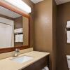 Отель Comfort Inn & Suites, фото 6