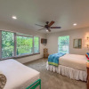 Отель Down River Haus Ld 727 Home, фото 4