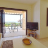 Отель Lovely 3 bedroom ground floor apartment 'D01' - amazing golf and sea views, communal pool and resort, фото 2