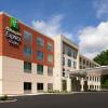 Отель Holiday Inn Express & Suites Kingsland I-95-Naval Base Area, an IHG Hotel в Кингсленде