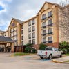 Отель Comfort Inn & Suites Houston I-10 West Energy Corridor, фото 22