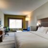 Отель Holiday Inn Express & Suites Aurora - Naperville, an IHG Hotel, фото 20