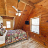 Отель Secluded Creekside W/ Private Hot Tub 4 Bedroom Cabin, фото 3