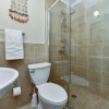 Отель Gated Community 2br3ba Gold Coast Pools GYM, фото 9