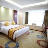 Отель Huading International Hotel, фото 1