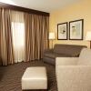Отель DoubleTree Suites by Hilton Raleigh - Durham, фото 3