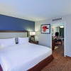 Отель Embassy Suites Dallas Market Center, фото 5