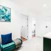 Отель Marvellous Stay In Noble Historical Townhouse Located By Market Square, фото 2
