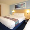 Отель Travelodge Lincoln Thorpe on the Hill, фото 4