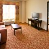 Отель Comfort Inn & Suites Denison - Lake Texoma, фото 6