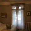 Отель Chez Hubert Bed and Breakfast в Квебеке