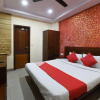 Отель OYO 24437 Oxford Deluxe, фото 3