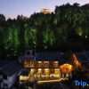 Отель Lijiang Ancient City Meets Jiaren · White Horse Light Luxury · Snow Mountain View Homestay, фото 1