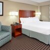 Отель Holiday Inn Express Hampton - Coliseum Central, an IHG Hotel, фото 12