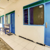 Отель OYO 90523 Homestay Jenggolo, фото 23