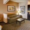 Отель Holiday Inn Express & Suites Paris, Texas, an IHG Hotel, фото 31