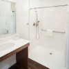 Отель Hampton Inn & Suites Denton, фото 8