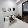 Отель Cara Apartment 5 min walk to the train station, фото 9