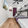 Отель Bold Bright 4br/3.5full Baths Near Riverwalk Dtown, фото 11