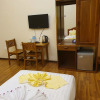 Отель Law Ka Thit Sar Hotel - Hostel, фото 12
