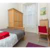 Отель Spacious, Bright 5-br Flat for 10 in Edinburgh, фото 2