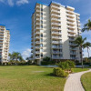 Отель Fred's Estero Beach & Tennis Condo, фото 1