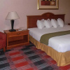 Отель Quality Inn & Suites Oceanside near Camp Pendleton, фото 6