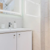 Отель Isaran 2D4E Apartment Brașov, фото 5