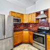 Отель Retreat in a Stylish 2BD Apartment in the Heart of the City, фото 2
