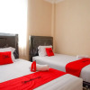 Отель RedDoorz near Millenium Waterpark Palu, фото 7