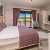 Отель Villa w Pool and Garden 10 min to Beach in Kas, фото 4