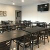 Отель Blue Grass Inn & Suites, фото 17