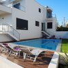 Отель Villa with 4 Bedrooms in Mexilhoeira Grande, with Wonderful Mountain View, Private Pool, Enclosed Ga, фото 9