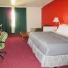 Отель Rodeway Inn & Suites, фото 4