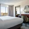 Отель DoubleTree by Hilton Fairfield Hotel & Suites, фото 10