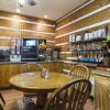 Отель Timbers Lodge, фото 22