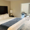 Отель Oxford Suites Portland - Jantzen Beach, фото 7
